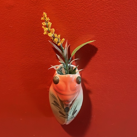 Vintage French Artisan-Made Ceramic Cicada Wall Pocket, Provence France - Picture 8 of 8